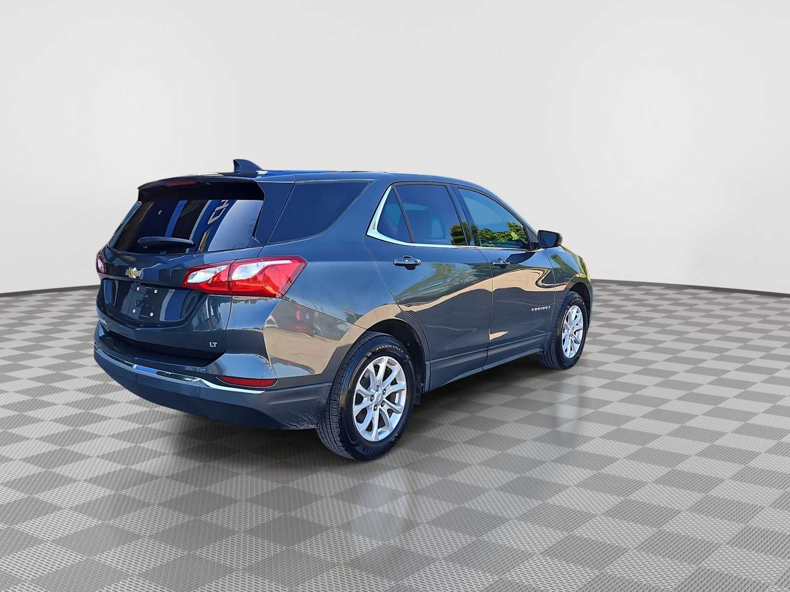 Thumbnail: 2018 Chevrolet Equinox - 13