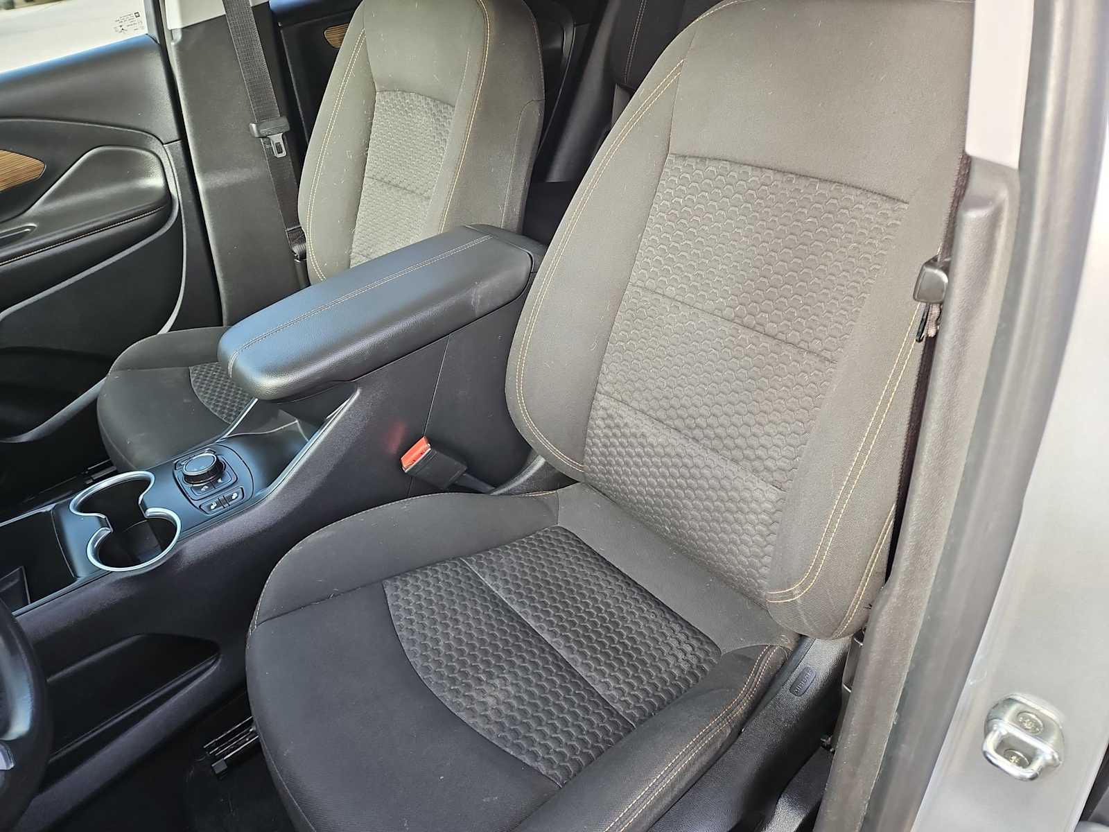 Thumbnail: 2021 GMC Terrain - 16