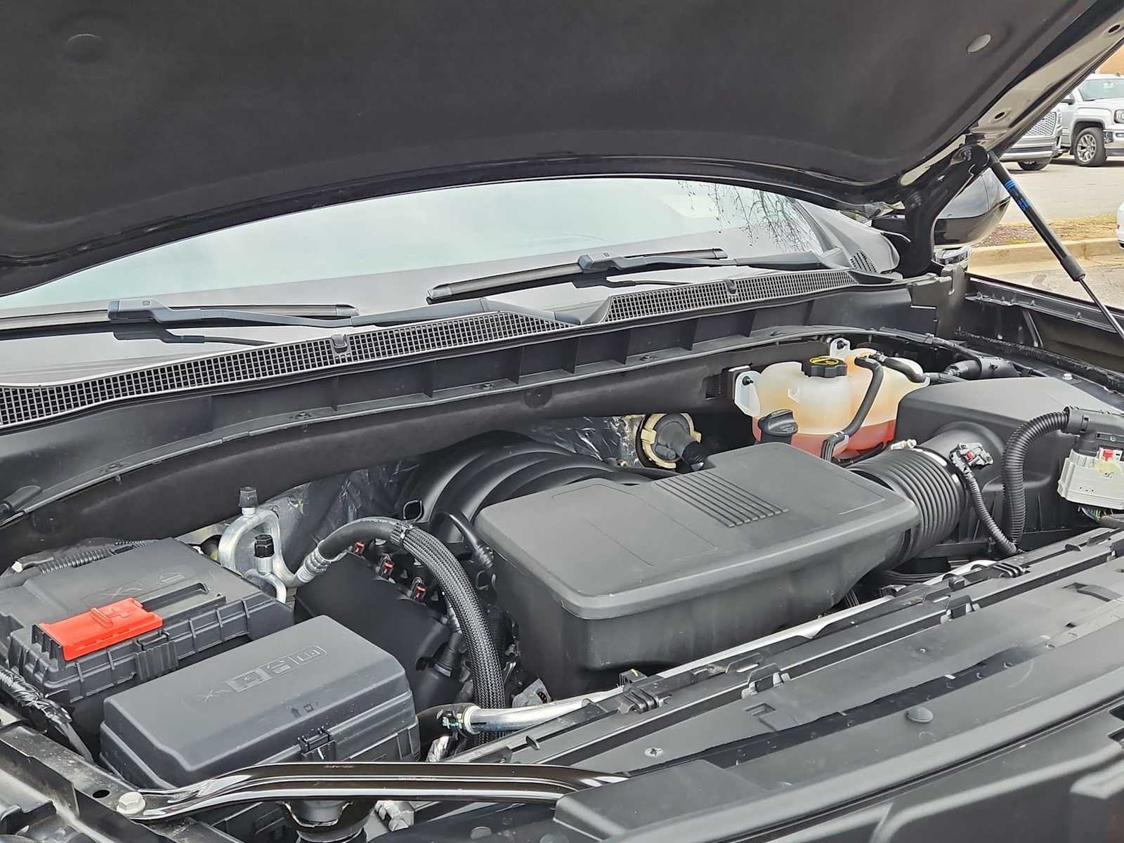 Thumbnail: 2024 Chevrolet Tahoe - 15