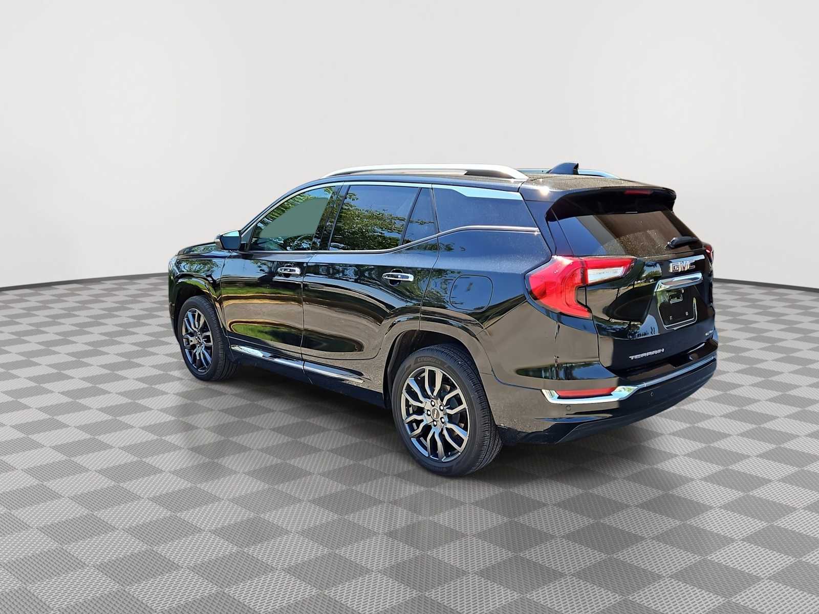 Thumbnail: 2024 GMC Terrain - 6