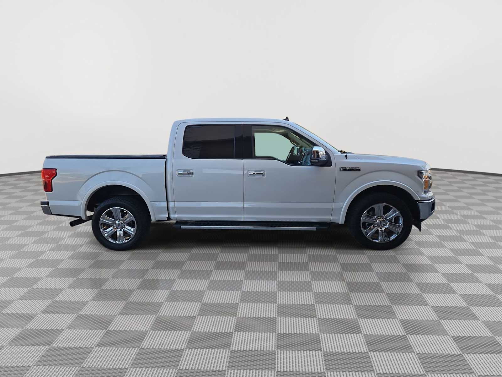 Thumbnail: 2019 Ford F-150 - 9