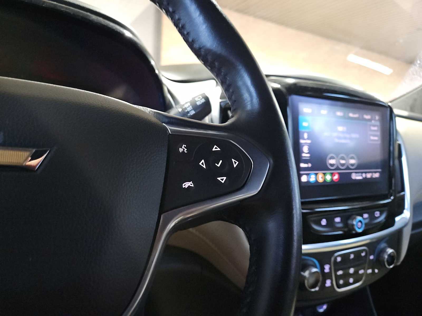 Thumbnail: 2022 Chevrolet Traverse - 25