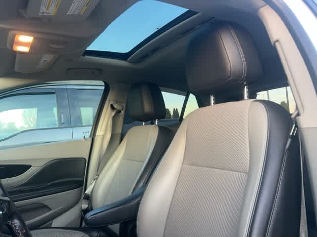 Thumbnail: 2013 Buick Encore - 14