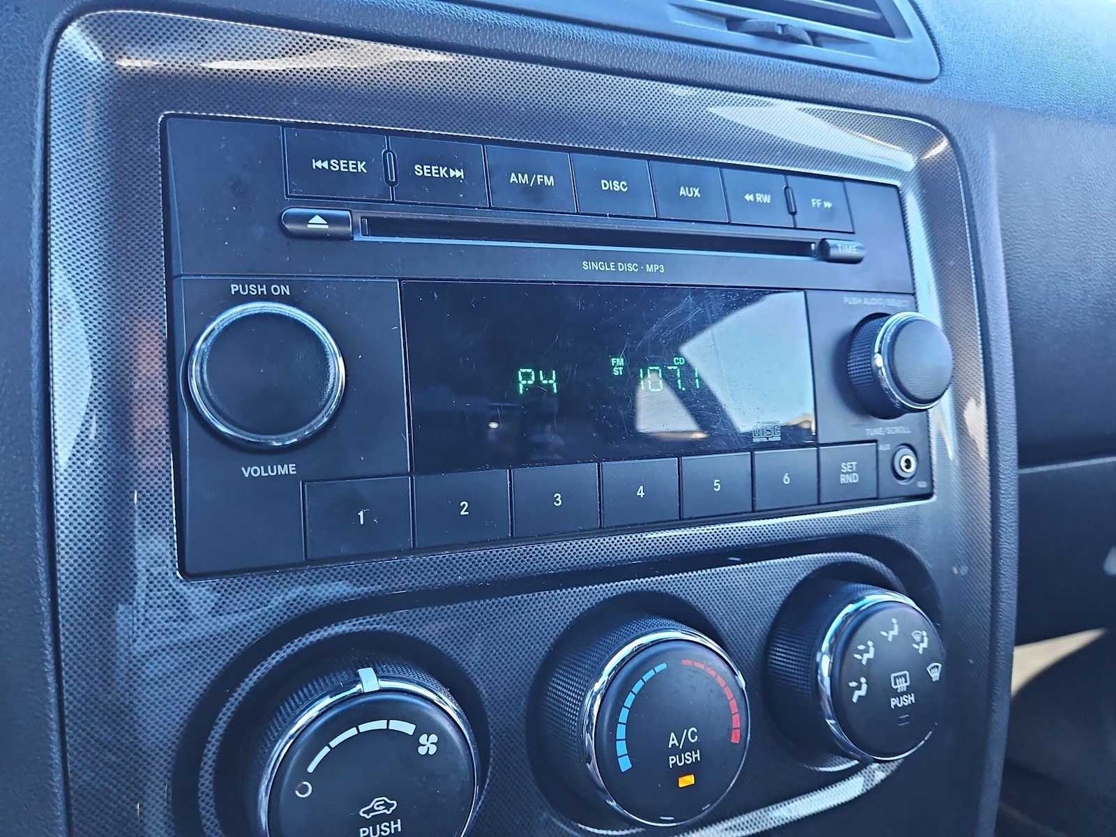 Thumbnail: 2010 Dodge Challenger - 26