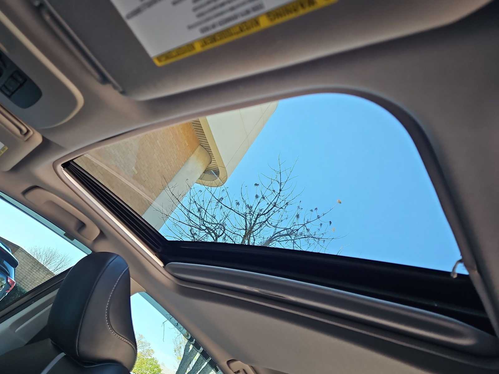 Thumbnail: 2022 Toyota Camry - 19