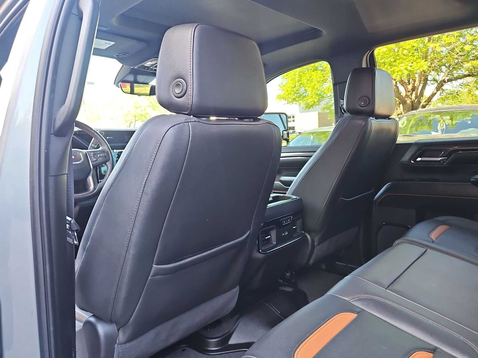 Thumbnail: 2025 GMC Sierra 2500 - 19