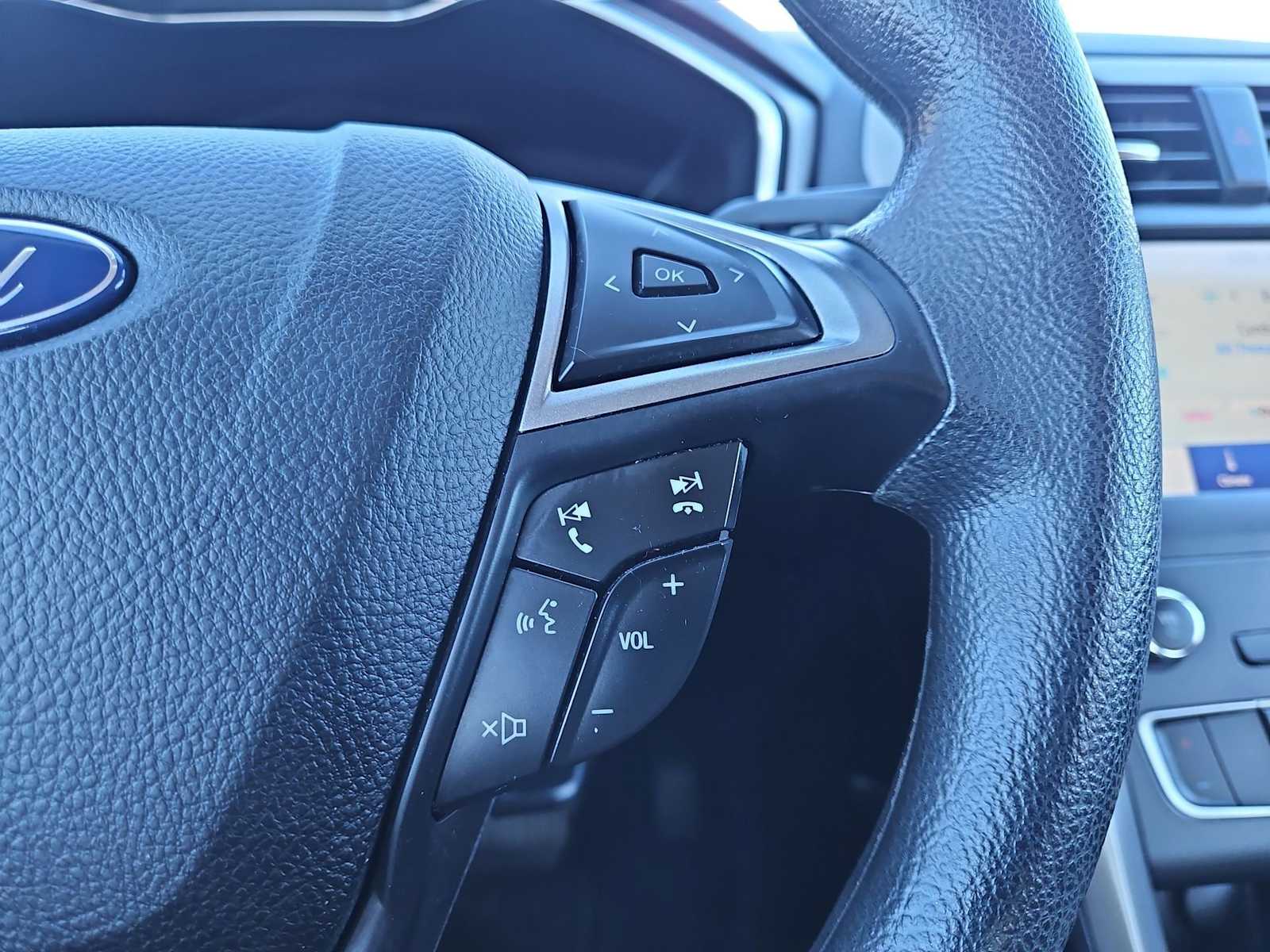 Thumbnail: 2020 Ford Fusion - 24