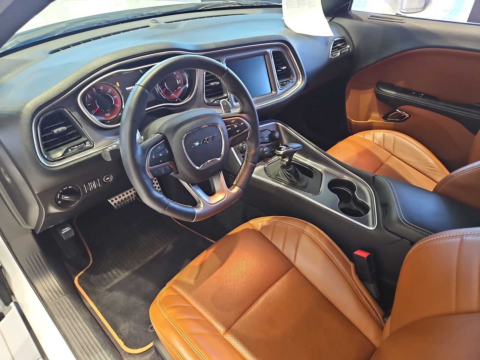 Thumbnail: 2016 Dodge Challenger - 10