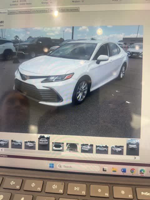 Thumbnail: 2023 Toyota Camry - 19