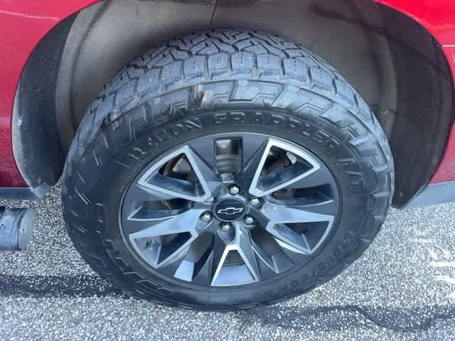 Thumbnail: 2022 Chevrolet Suburban - 6