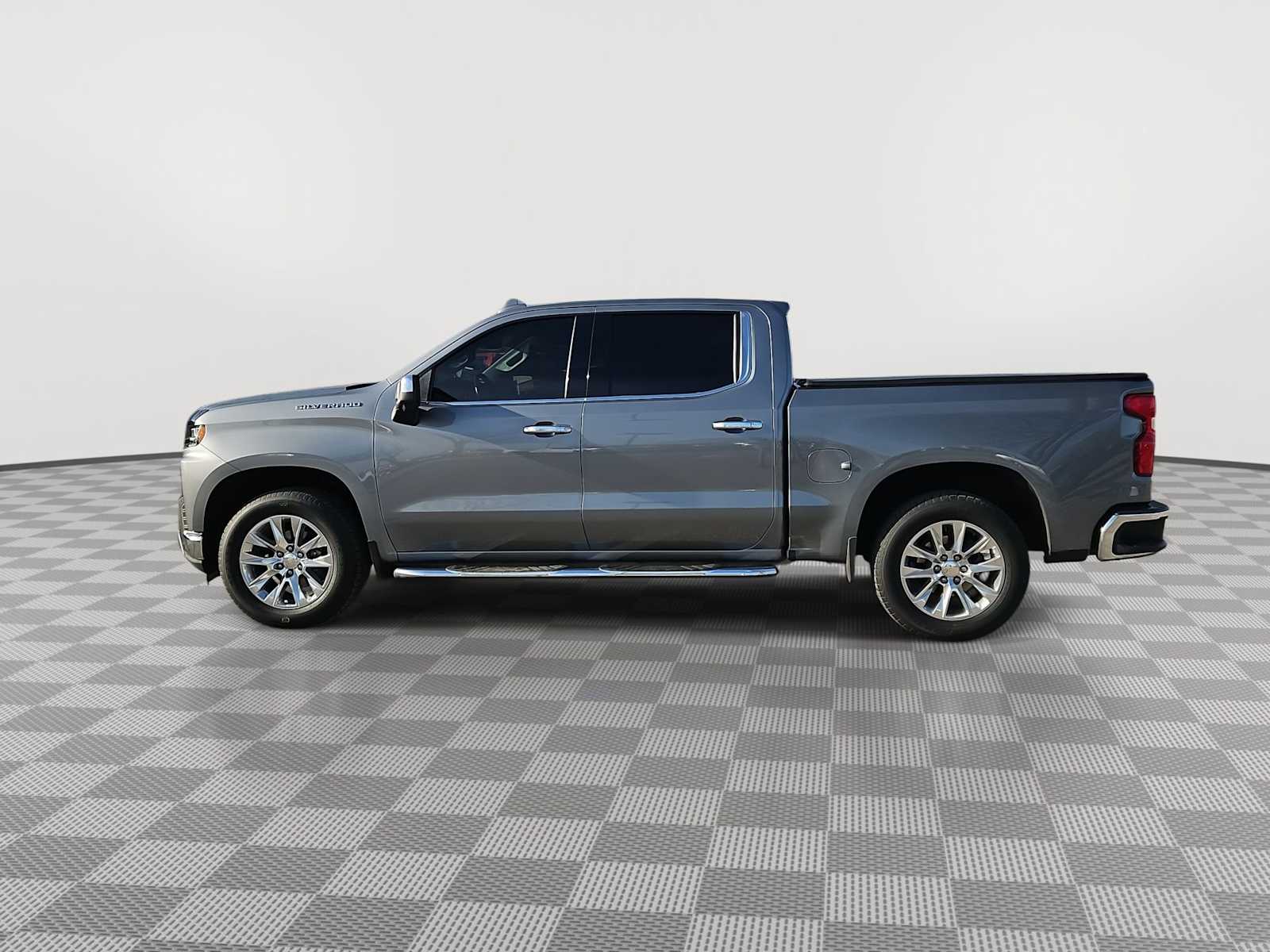 Thumbnail: 2022 Chevrolet Silverado 1500 - 5