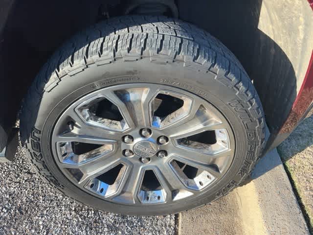 Thumbnail: 2016 GMC Yukon XL - 22