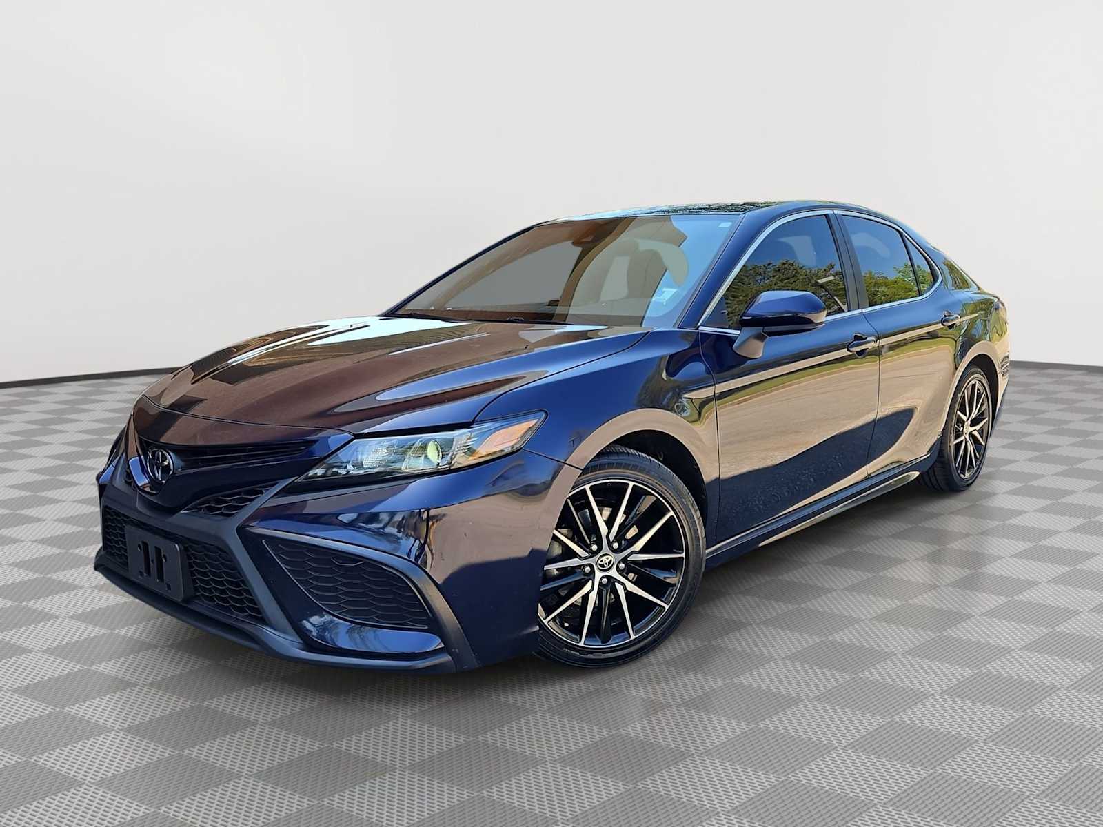 Thumbnail: 2021 Toyota Camry - 1