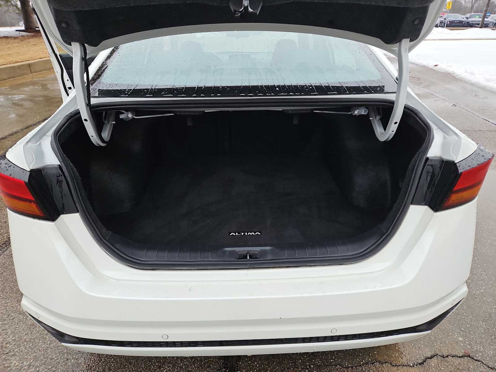 Thumbnail: 2024 Nissan Altima - 33