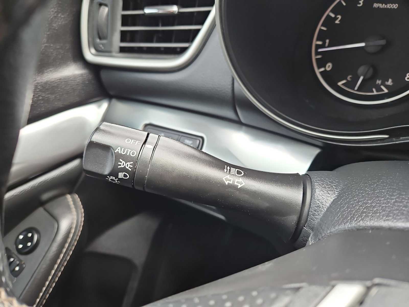 Thumbnail: 2019 Nissan Maxima - 28