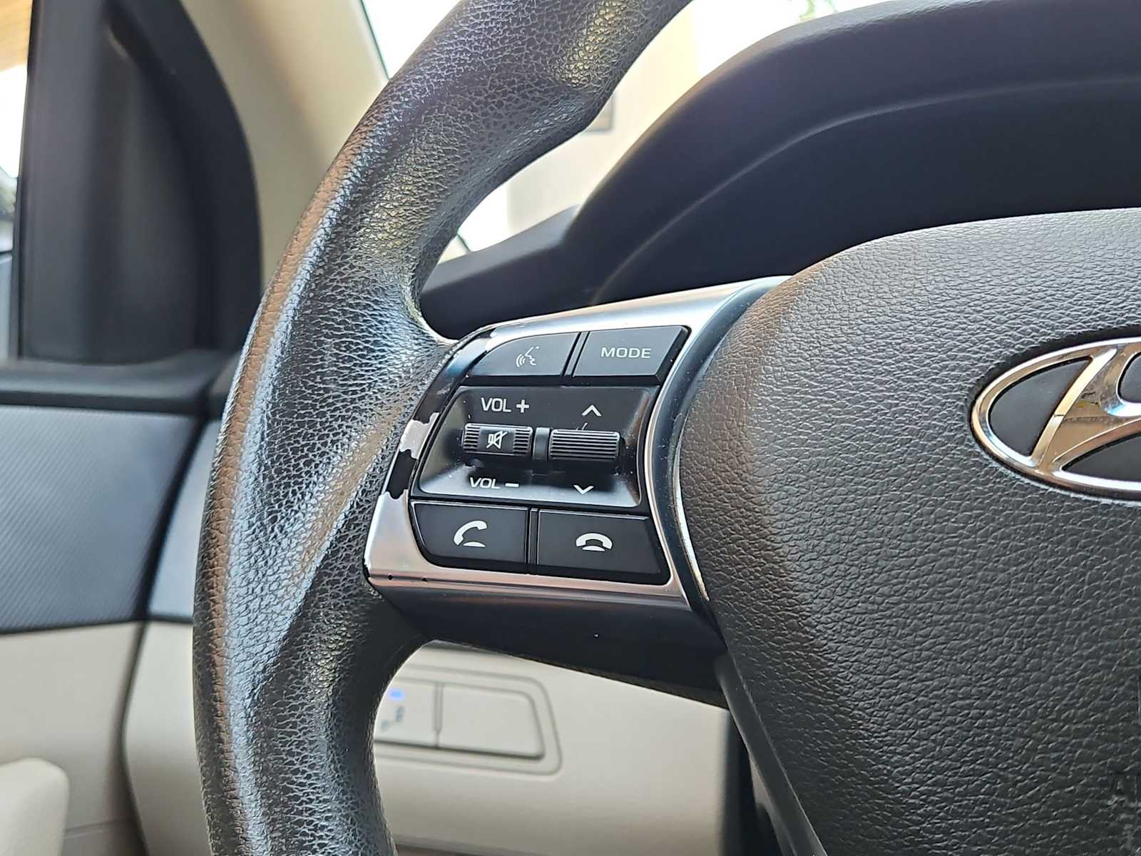 Thumbnail: 2018 Hyundai Sonata - 23