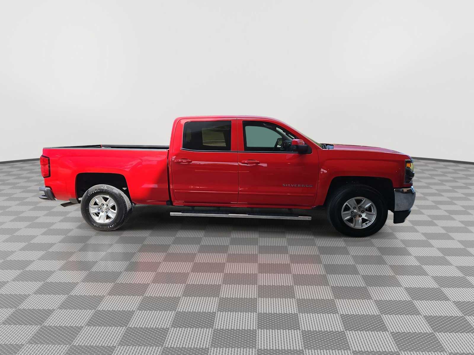 Thumbnail: 2016 Chevrolet Silverado 1500 - 17