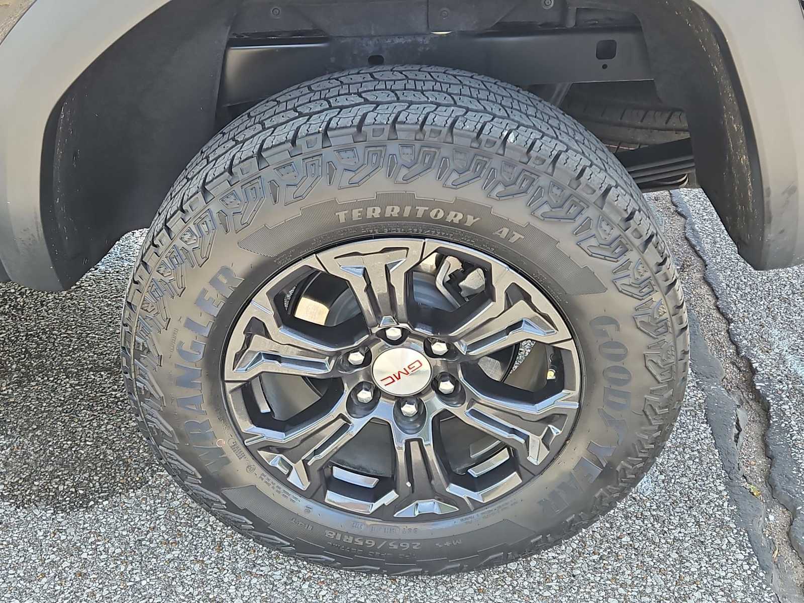 Thumbnail: 2023 GMC Canyon - 14