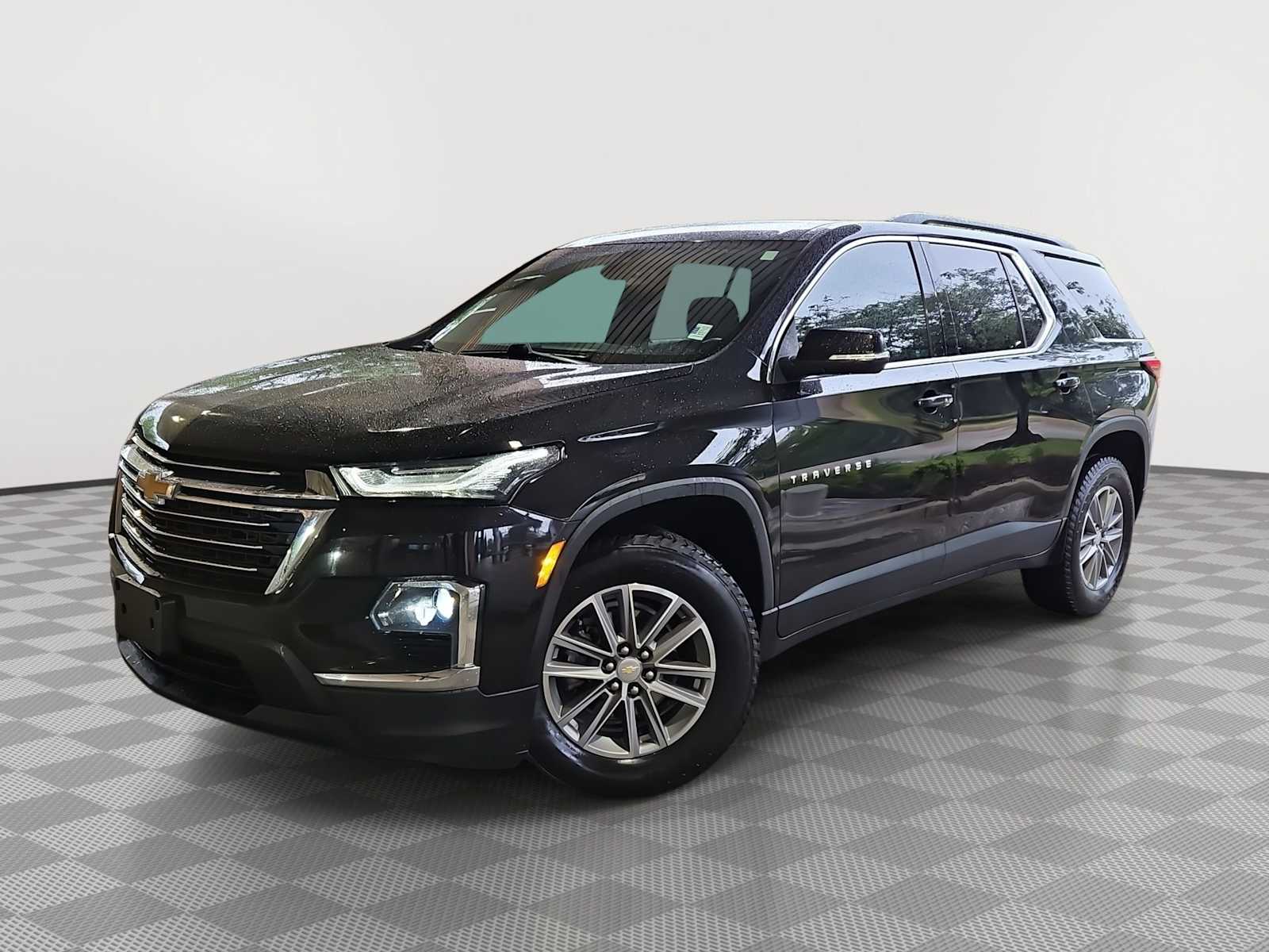 Thumbnail: 2022 Chevrolet Traverse - 1