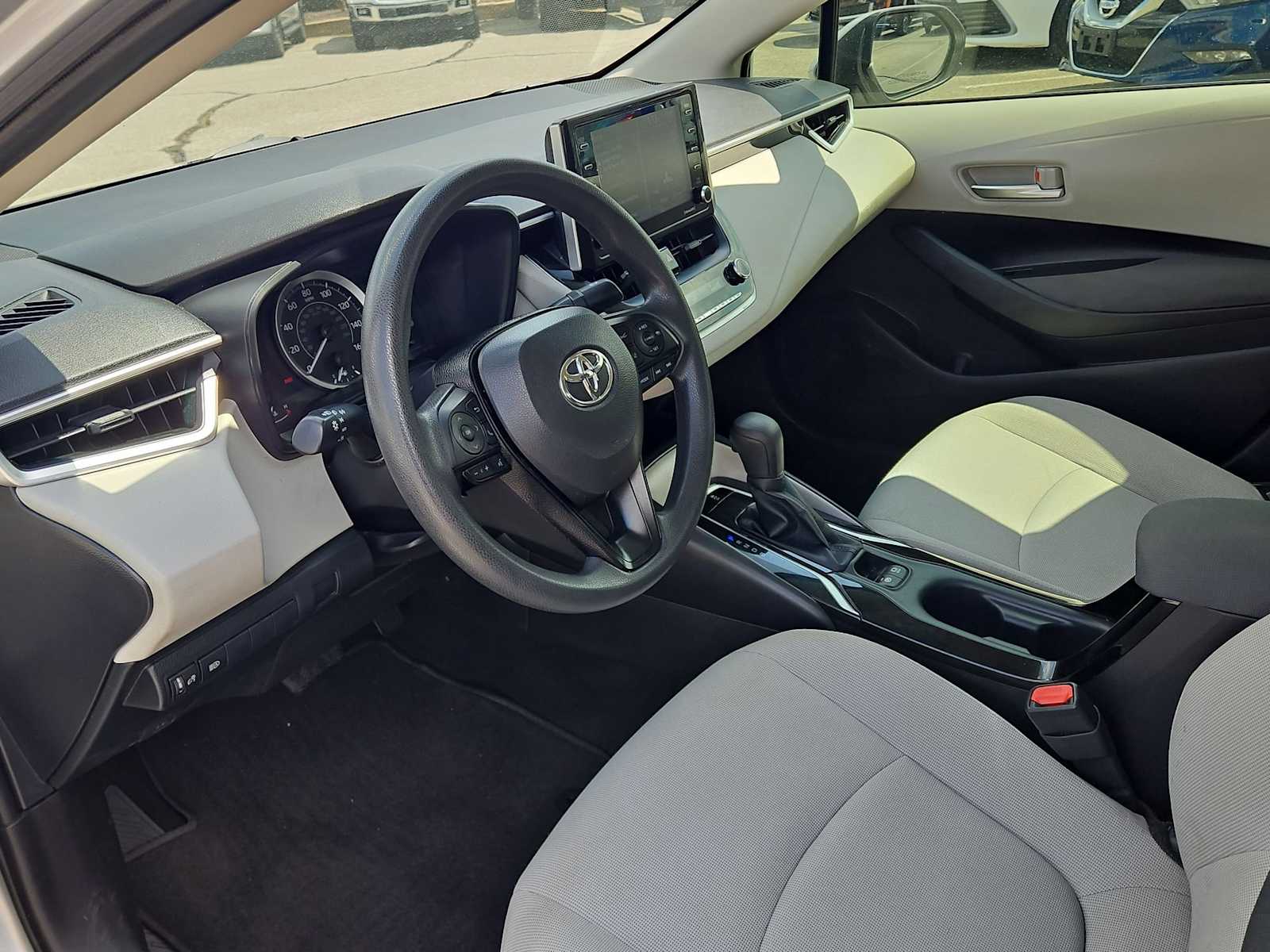 Thumbnail: 2021 Toyota Corolla - 10