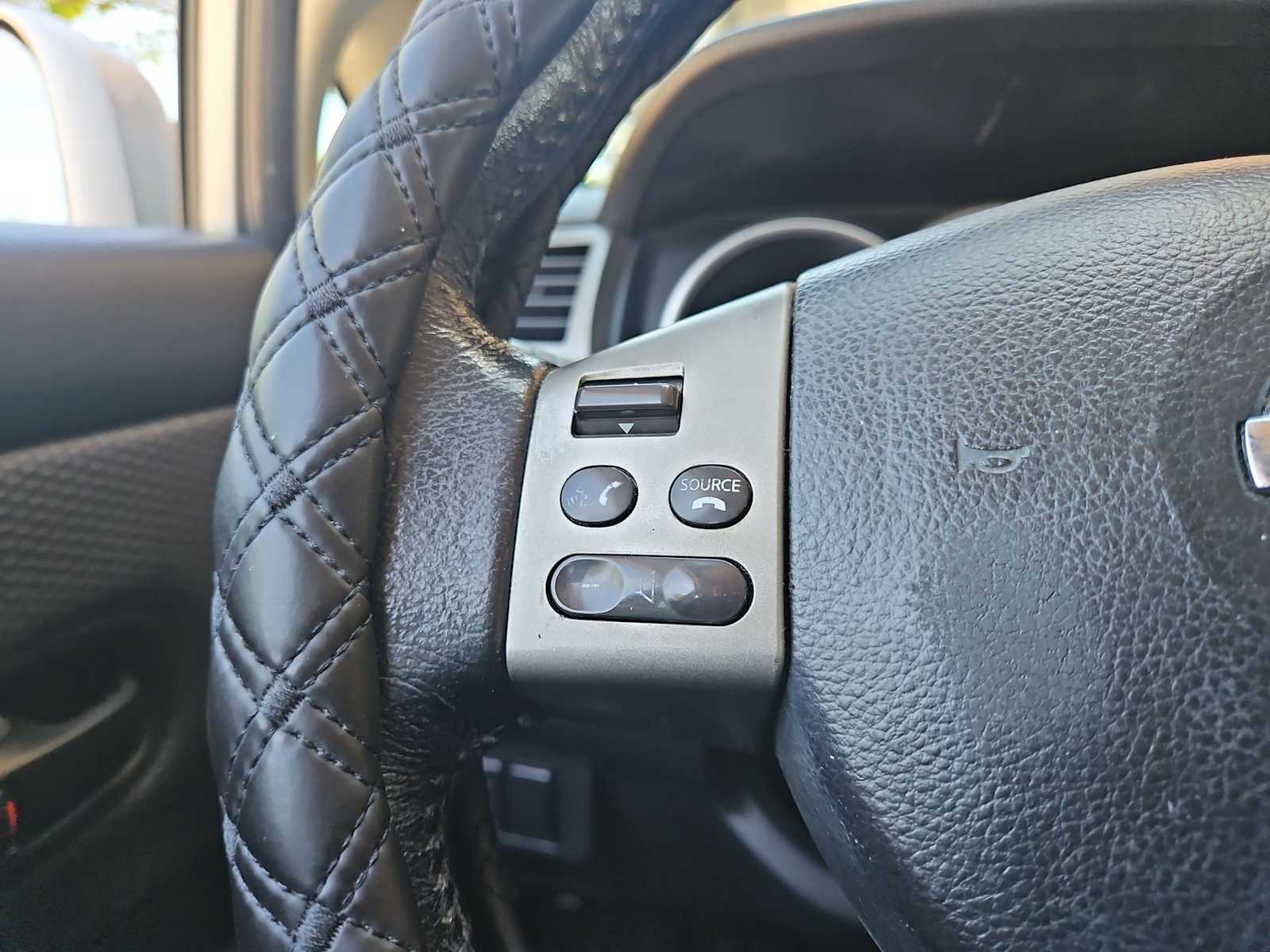 Thumbnail: 2008 Nissan Versa - 23
