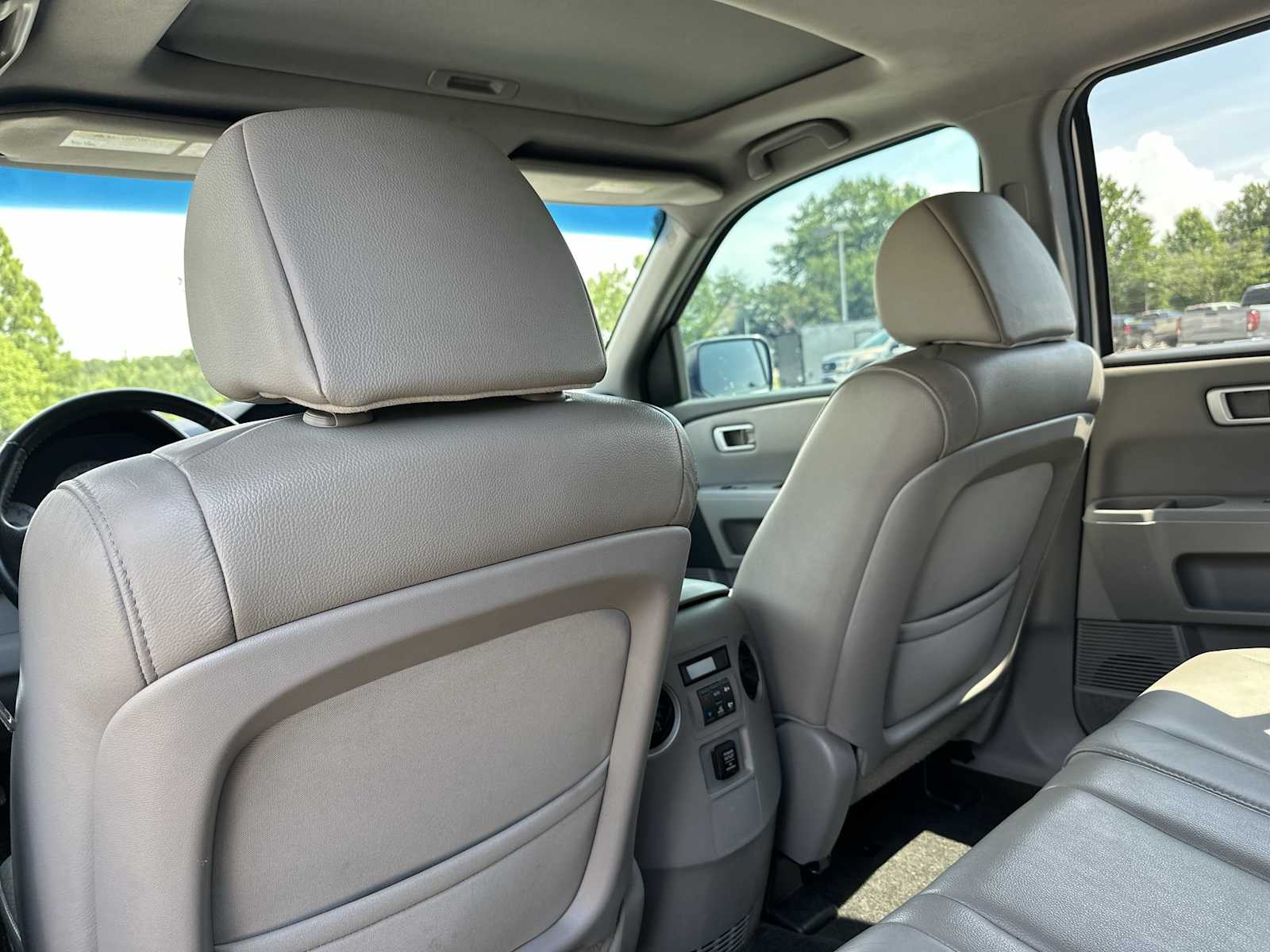 Thumbnail: 2013 Honda Pilot - 19