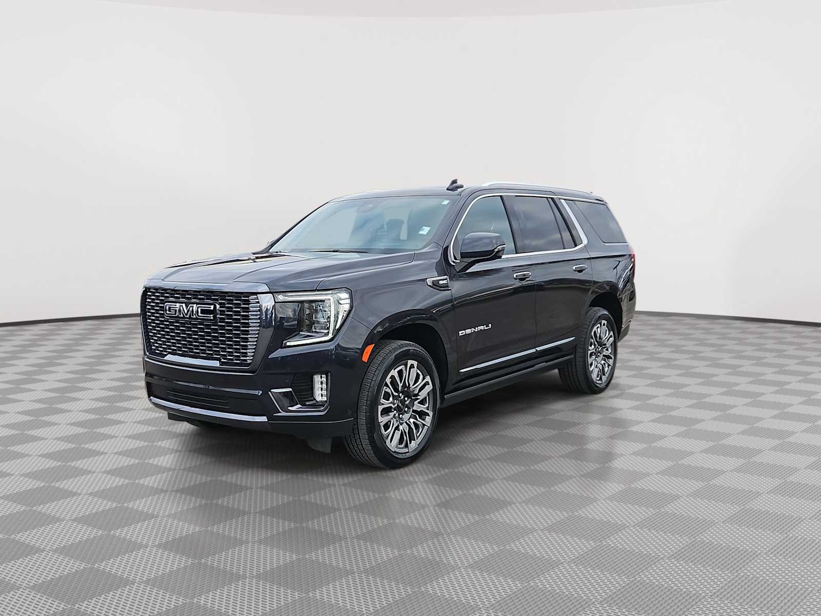 Thumbnail: 2023 GMC Yukon - 4