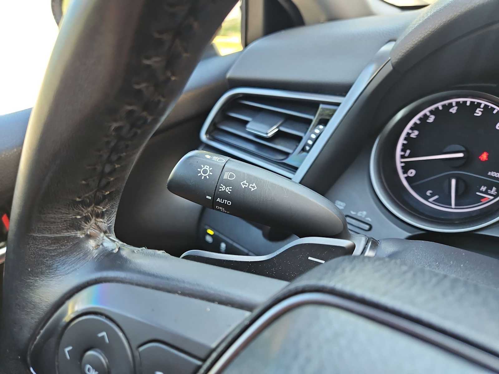 Thumbnail: 2021 Toyota Camry - 26