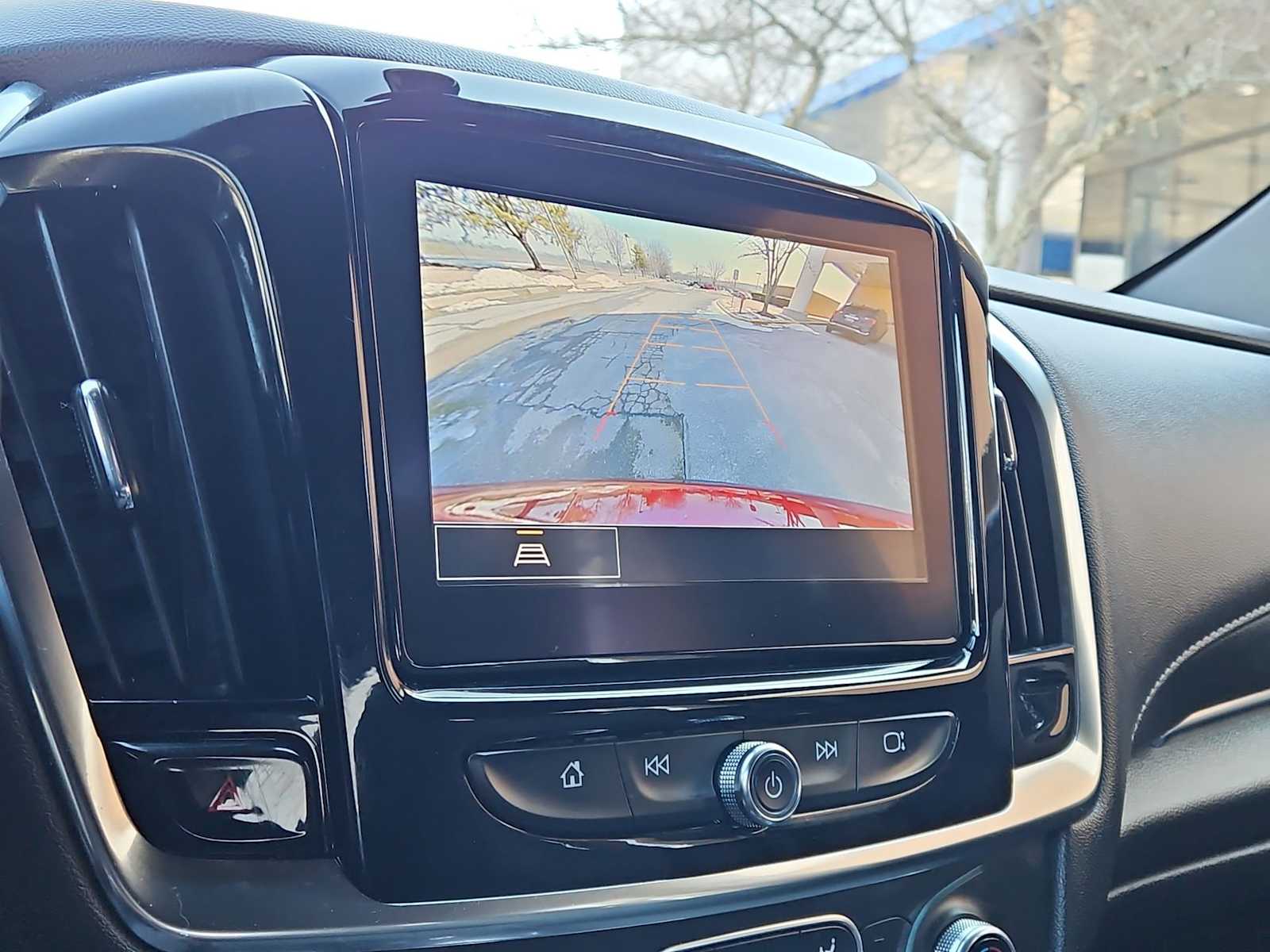 Thumbnail: 2023 Chevrolet Traverse - 29