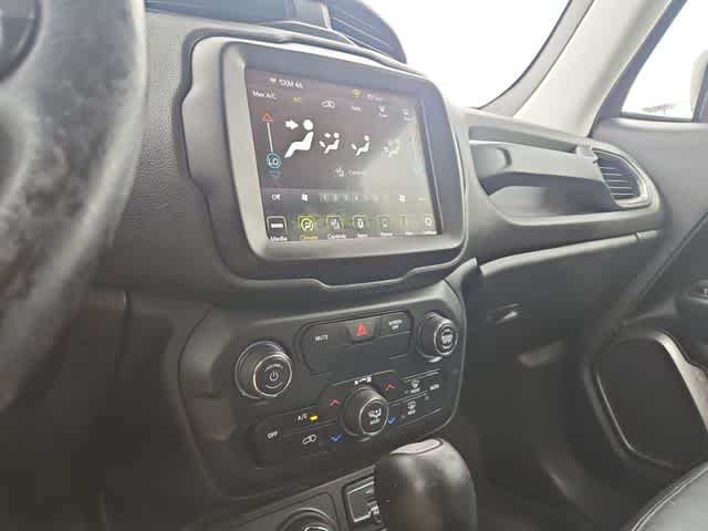 Thumbnail: 2019 Jeep Renegade - 50