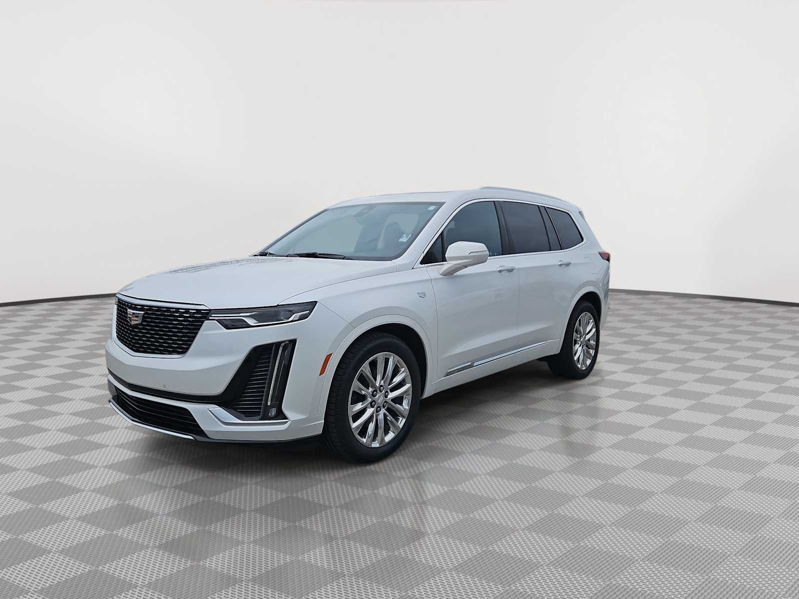 Thumbnail: 2020 Cadillac XT6 - 4