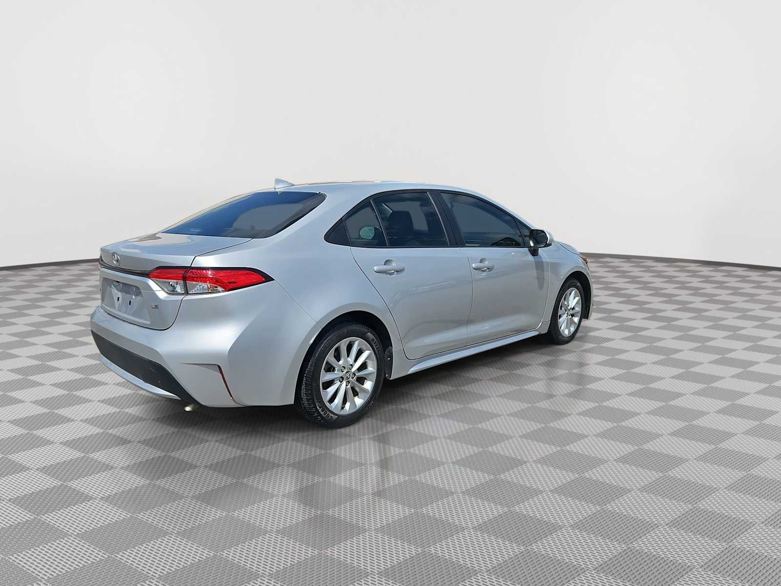 Thumbnail: 2021 Toyota Corolla - 8