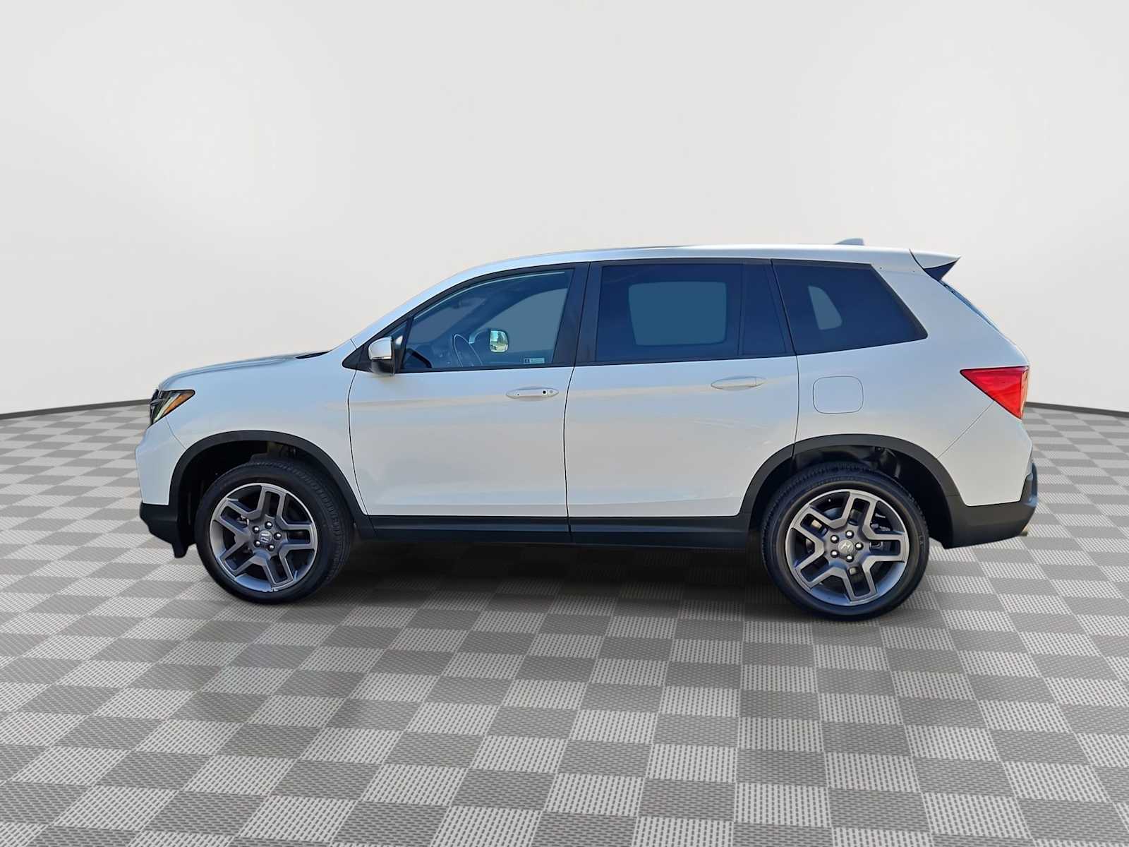 Thumbnail: 2022 Honda Passport - 5