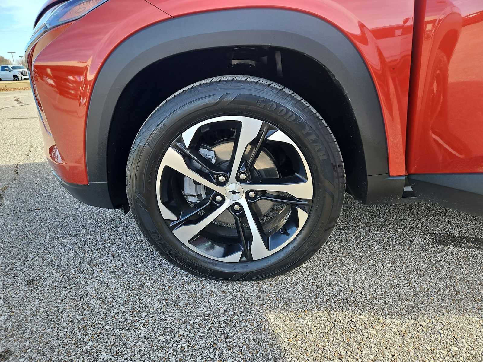 Thumbnail: 2024 Chevrolet Trax - 14