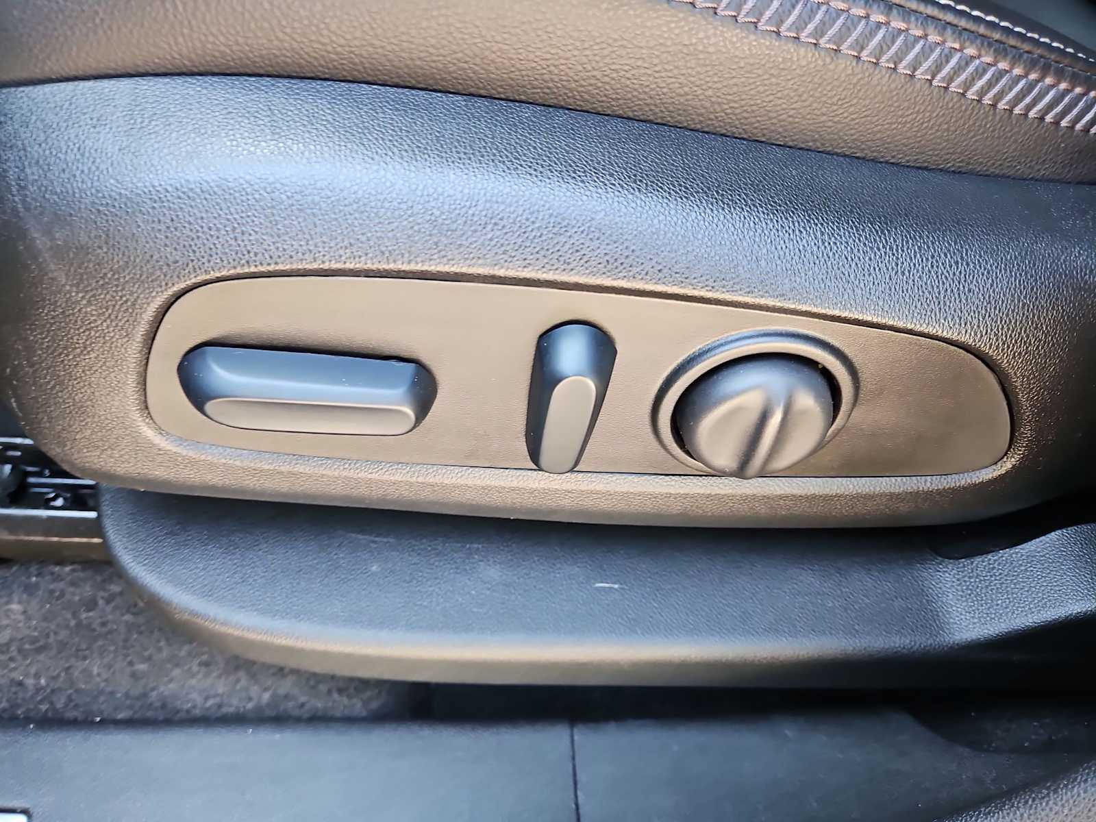 Thumbnail: 2024 GMC Terrain - 18