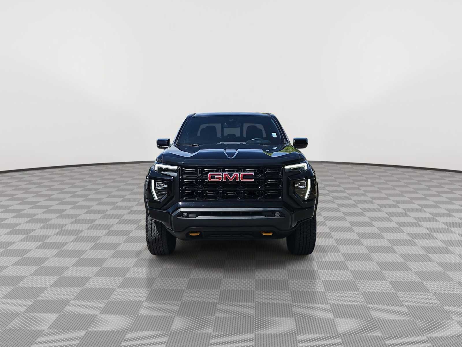 Thumbnail: 2023 GMC Canyon - 3