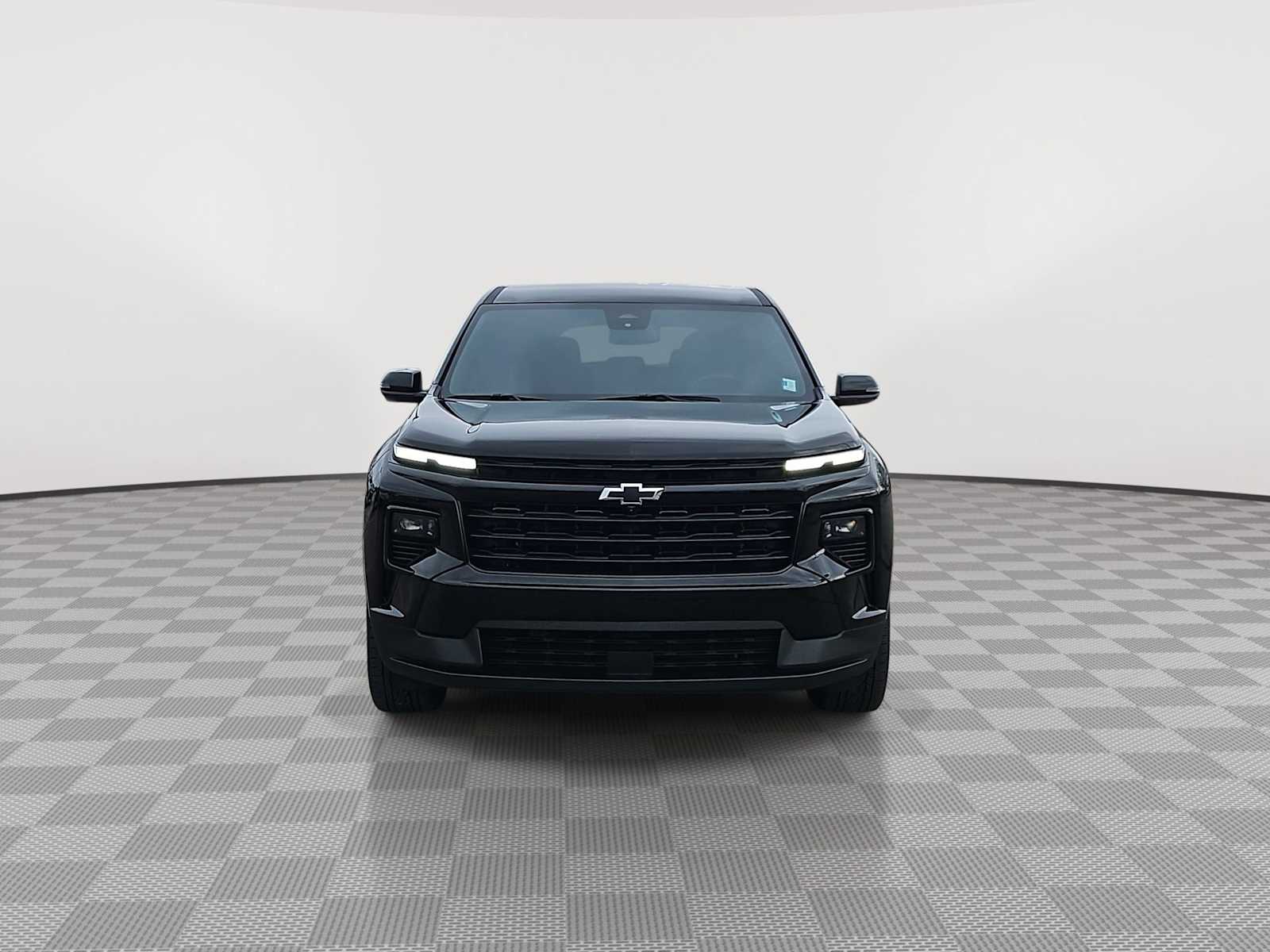 Thumbnail: 2024 Chevrolet Traverse - 3