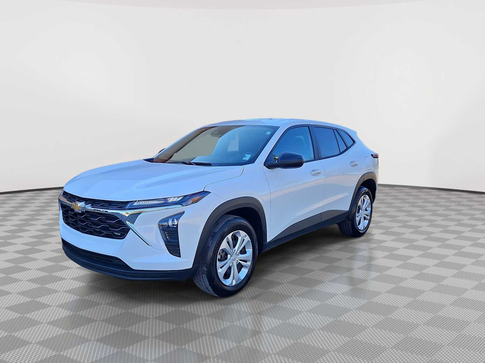 Thumbnail: 2025 Chevrolet Trax - 4