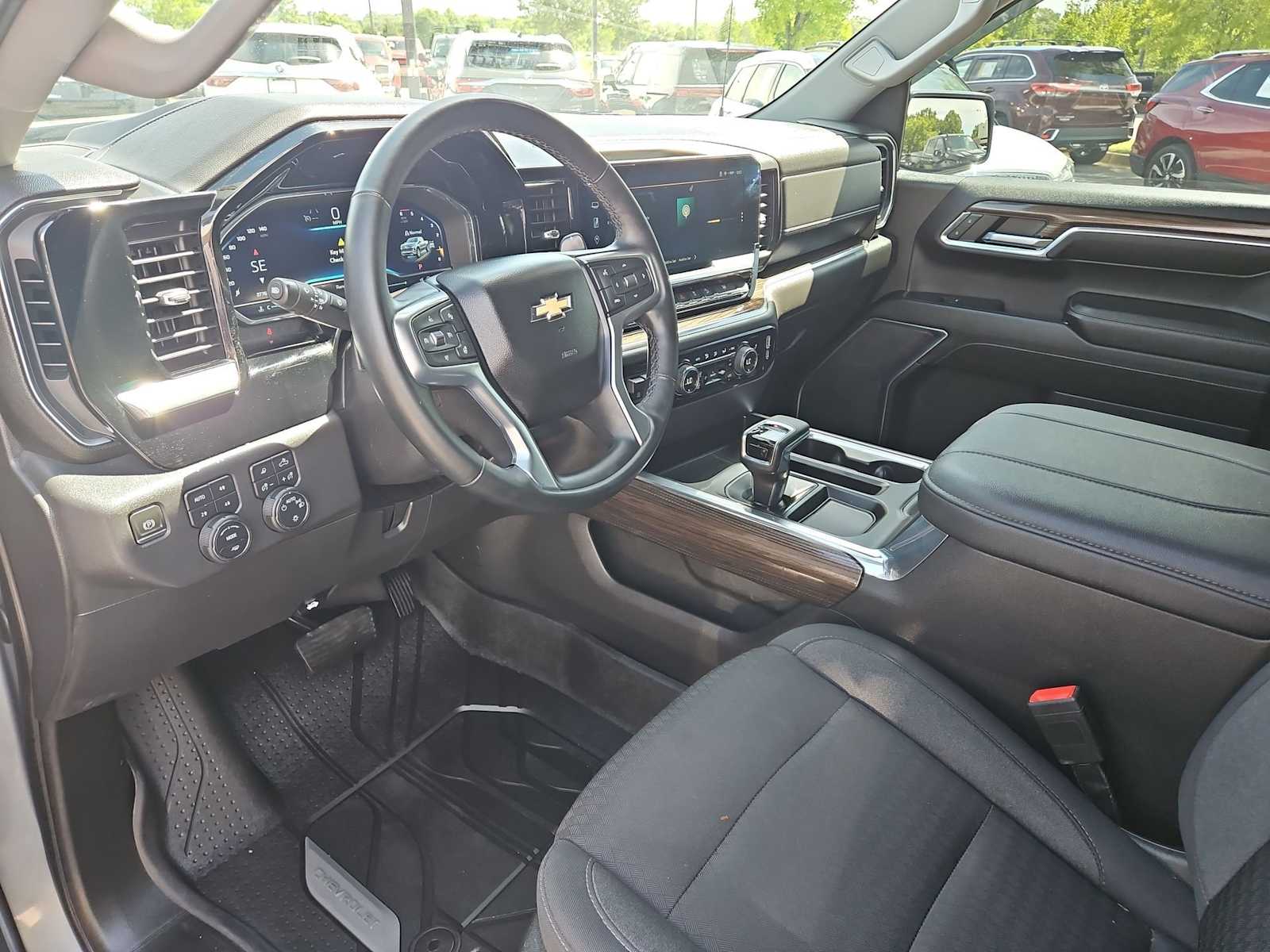 Thumbnail: 2023 Chevrolet Silverado 1500 - 10