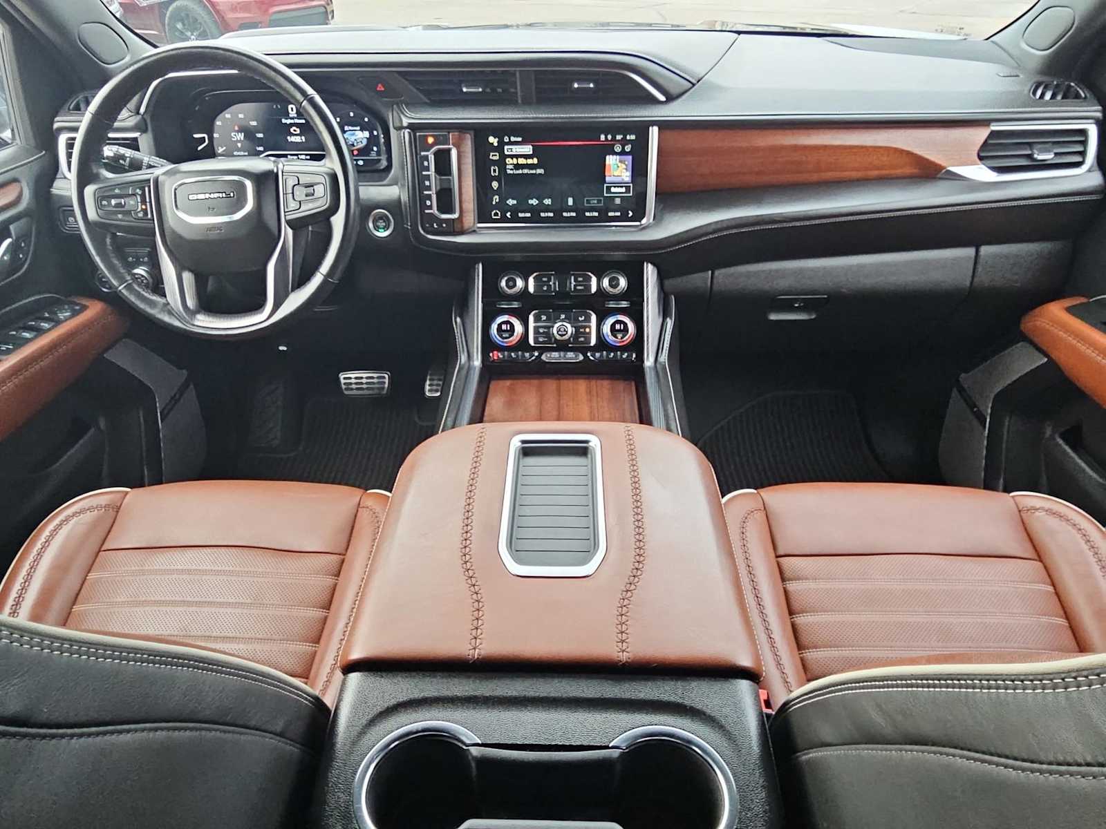 Thumbnail: 2023 GMC Yukon - 16