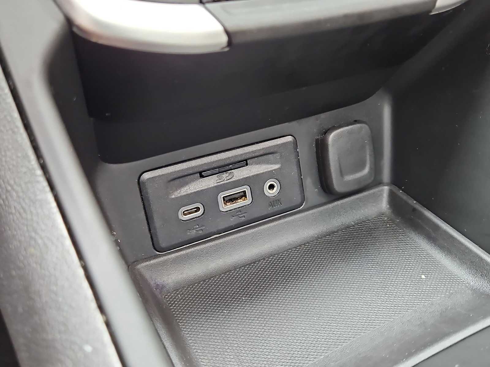 Thumbnail: 2023 GMC Terrain - 33