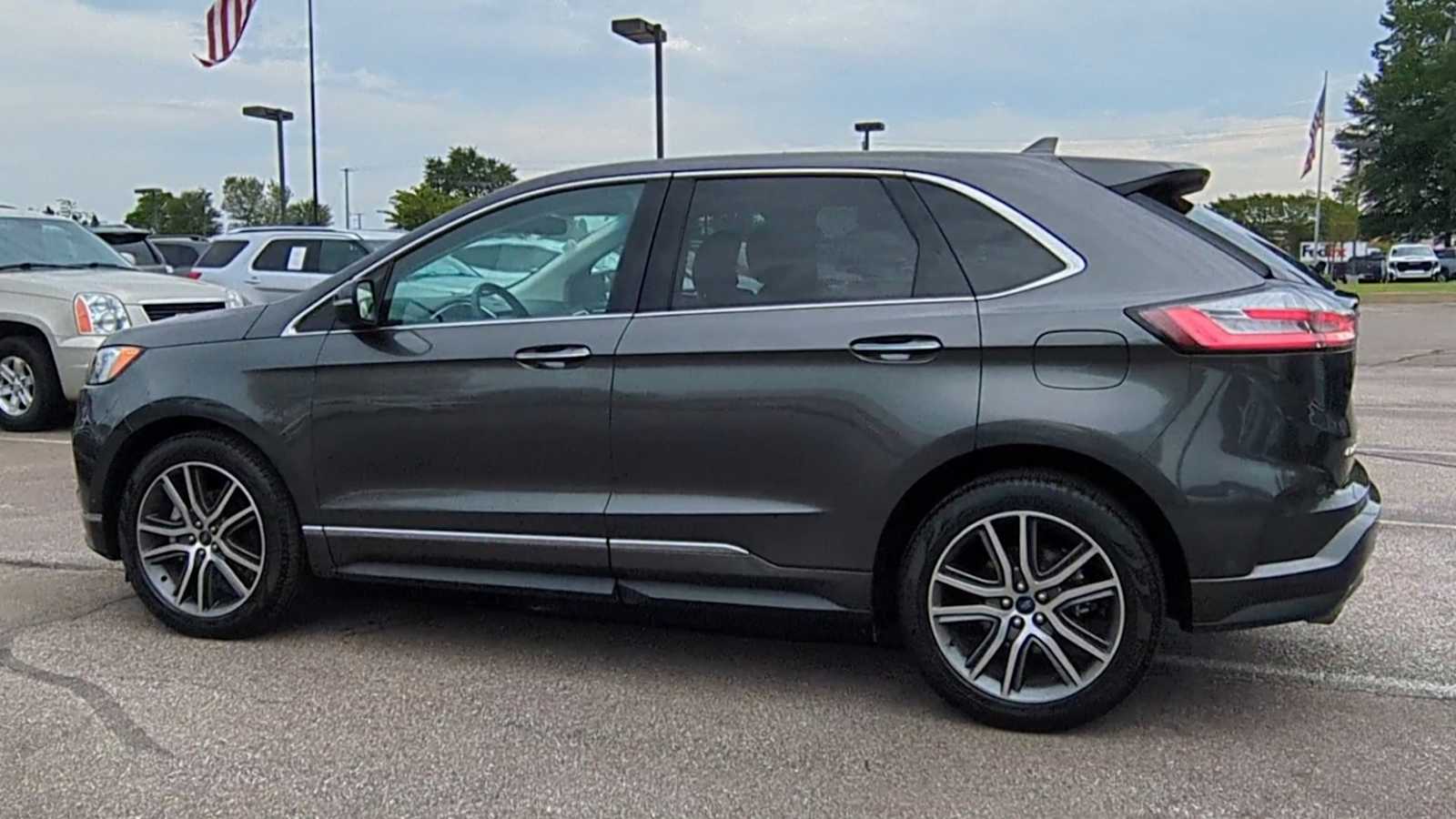 Thumbnail: 2019 Ford Edge - 6