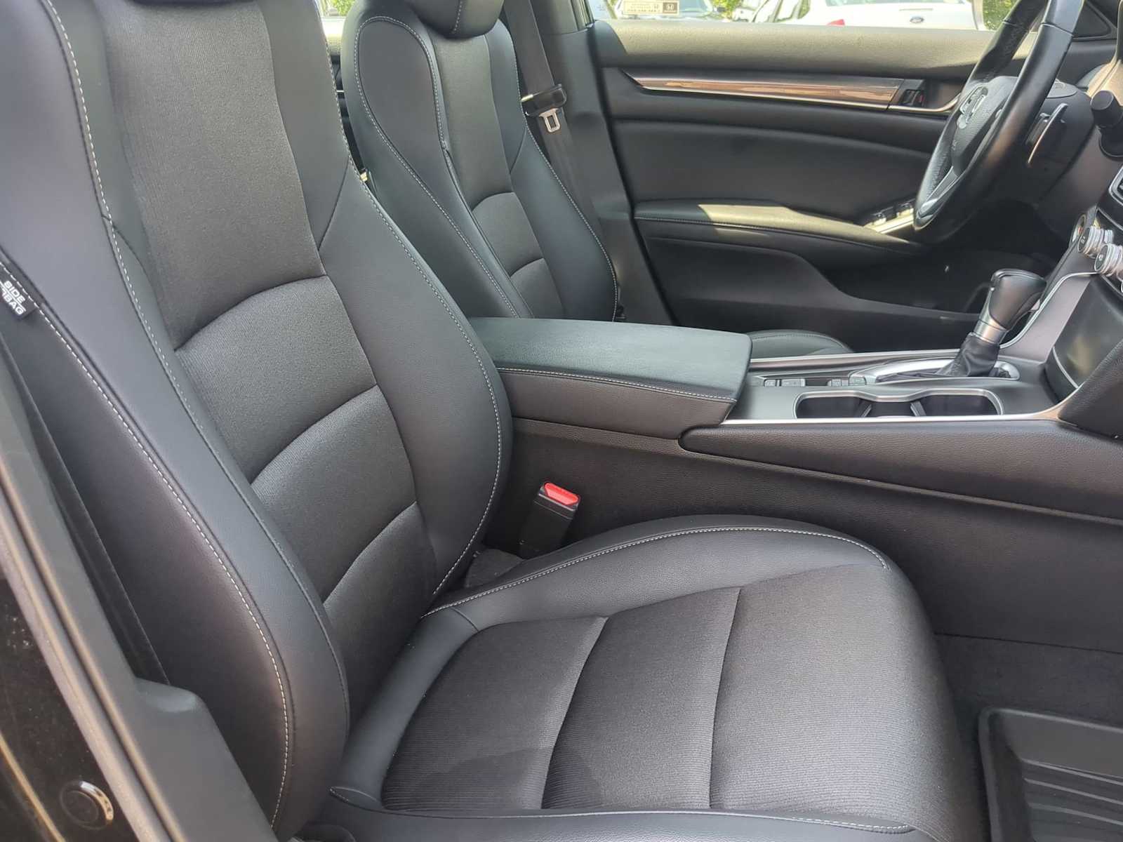2022 Honda Accord Sport 22