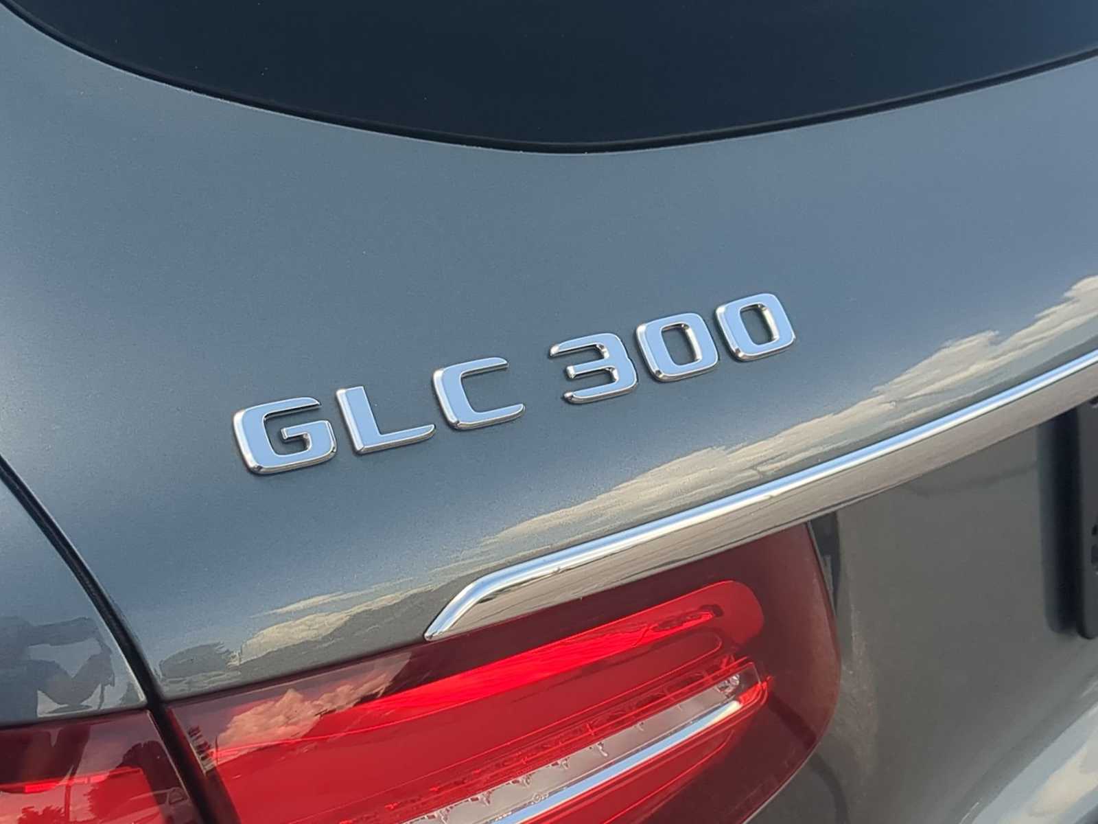 Thumbnail: 2018 Mercedes-Benz GLC - 12
