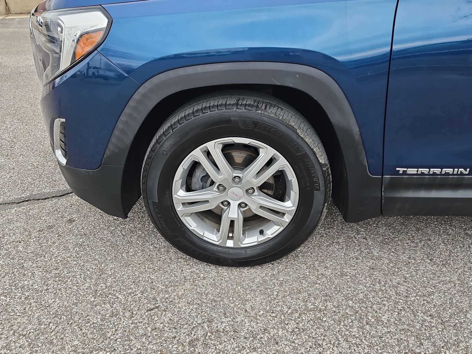 Thumbnail: 2020 GMC Terrain - 13