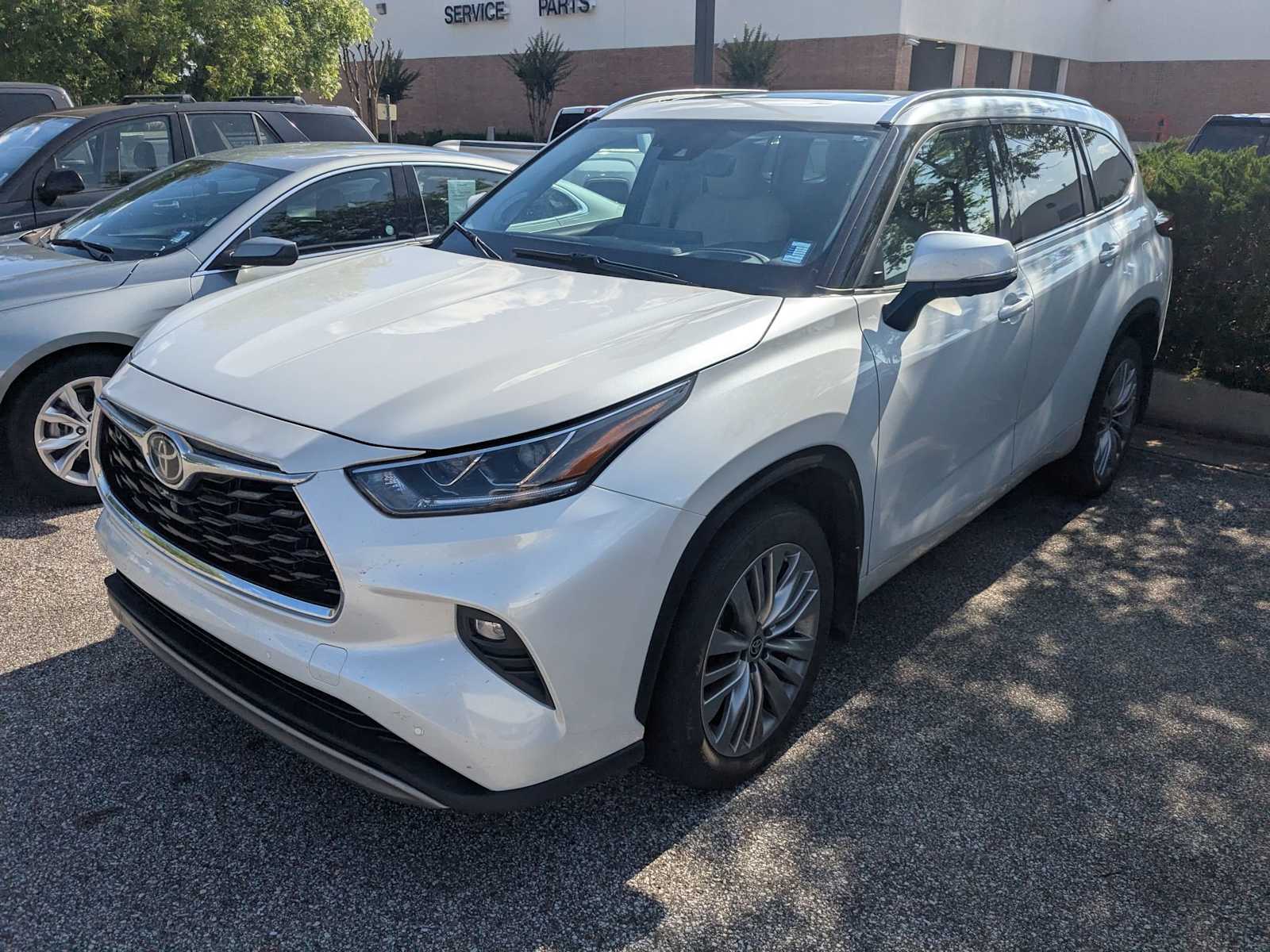 2022 Toyota Highlander Platinum -
                  Collierville, TN