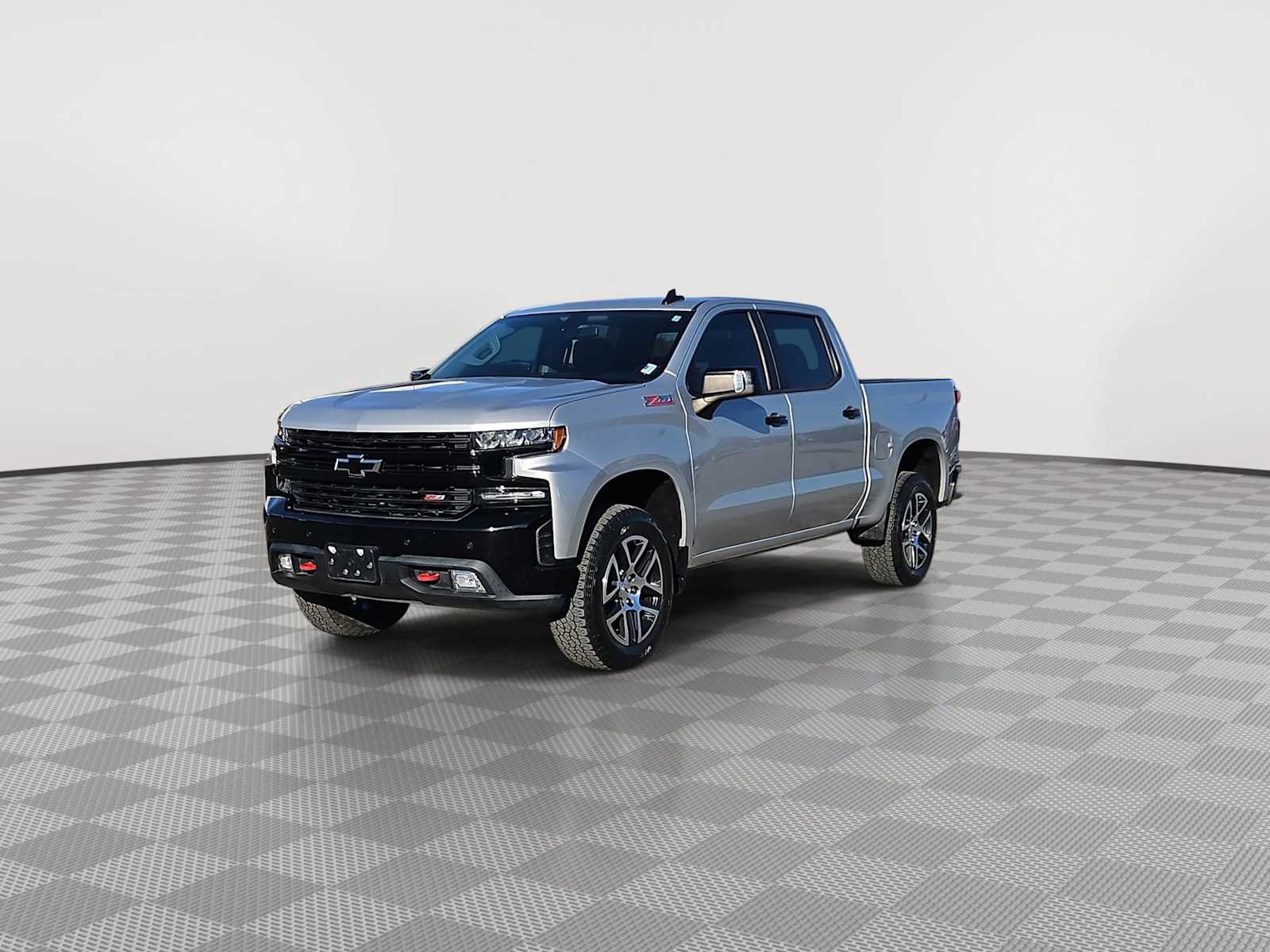Thumbnail: 2019 Chevrolet Silverado 1500 - 4