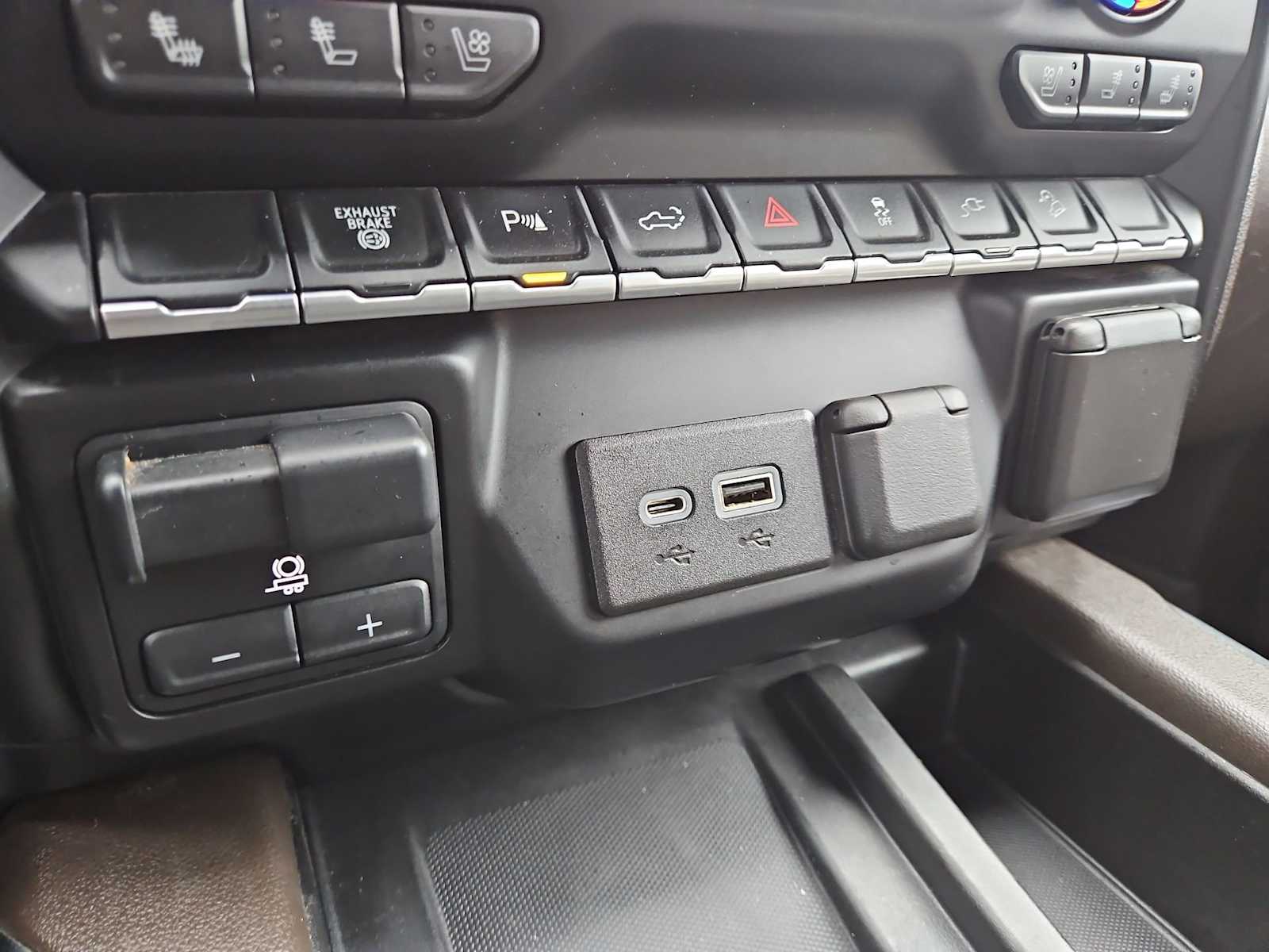 Thumbnail: 2022 Chevrolet Silverado 2500 - 31