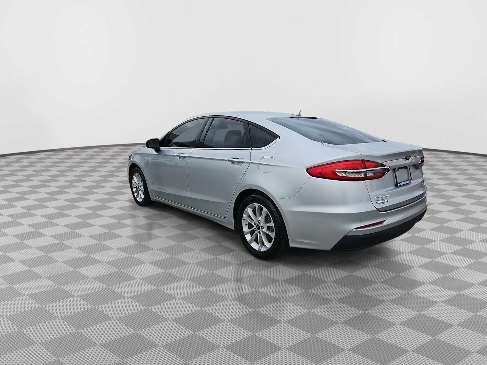 Thumbnail: 2019 Ford Fusion - 6