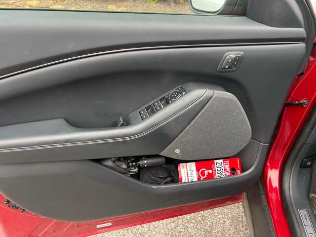 Thumbnail: 2022 Ford Mustang Mach-E - 3